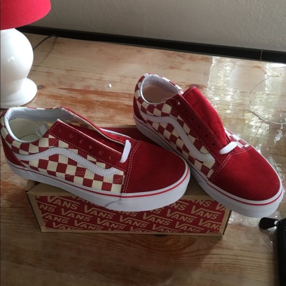 Vans - Picture 5 of 6